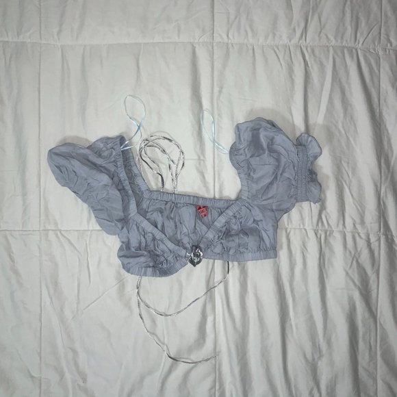 Verge Girl "Italian Language" Light Blue Puff Sleeve Tie Front Crop Top - Picture 2 of 4